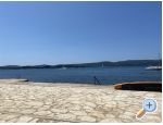 Apartmaji Lucia@Laura na moru - Sv. Filip i Jakov Hrvaka