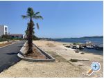 Apartmaji Lucia@Laura na moru - Sv. Filip i Jakov Hrvaka
