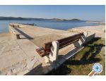 Apartmaji Lucia@Laura na moru - Sv. Filip i Jakov Hrvaka