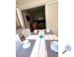 Apartmaji Lucia@Laura na moru - Sv. Filip i Jakov Hrvaka