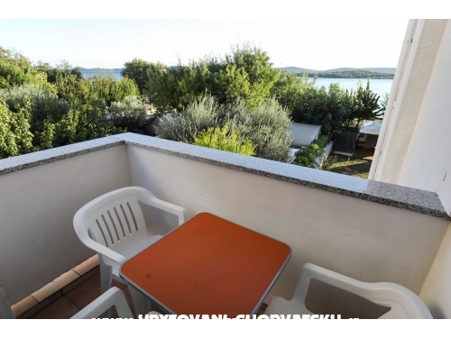 Maestral Appartements - Sv. Filip i Jakov Croatie