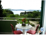Vila Smirna 4*  mit Pool - Sv. Filip i Jakov Kroatien