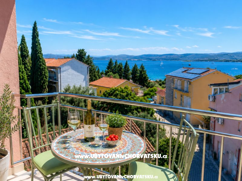 Villa Casablanca  – Ferienwohnung Sv. Filip i Jakov, Kroatien – Foto 1