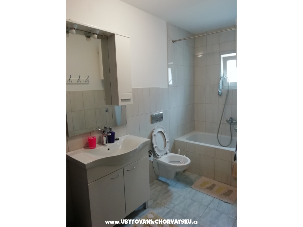 Apartmanok Danijela - Gradac � Podaca Horv�torsz�g