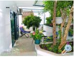 Apartmaji Elena - Gradac  Podaca Hrvaka