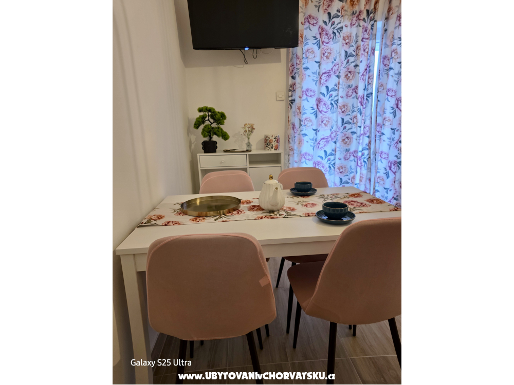 Apartments Helena - Gradac � Podaca Croatia