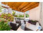 Apartmaji Mira - Gradac  Podaca Hrvaka