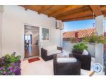 Apartmaji Mira - Gradac  Podaca Hrvaka