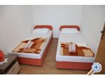 Apartmaji Nena Gradac - Gradac  Podaca Hrvaka