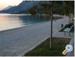 Apartmaji Robert - Gradac  Podaca Hrvaka