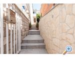 Apartmaji Robert - Gradac  Podaca Hrvaka