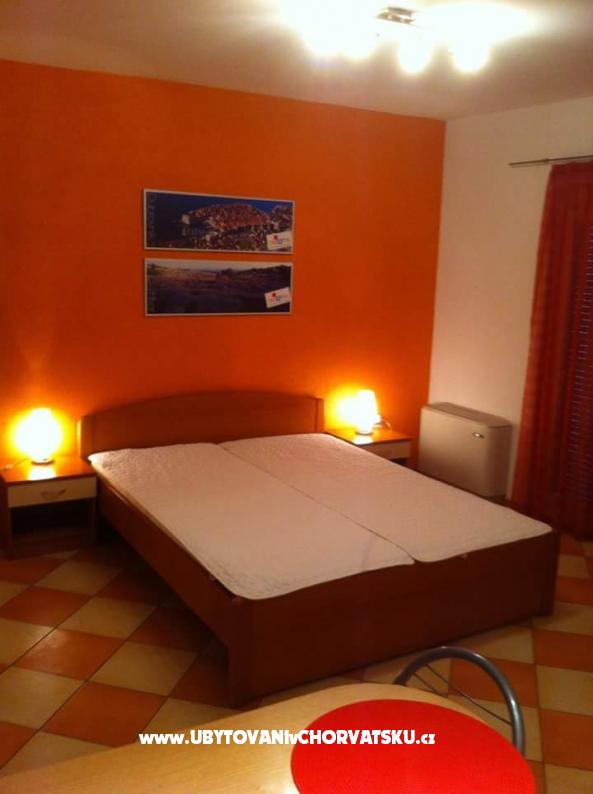 Villa Petra 1      GRADAC – Ferienwohnung Gradac – Podaca, Kroatien – Foto 4