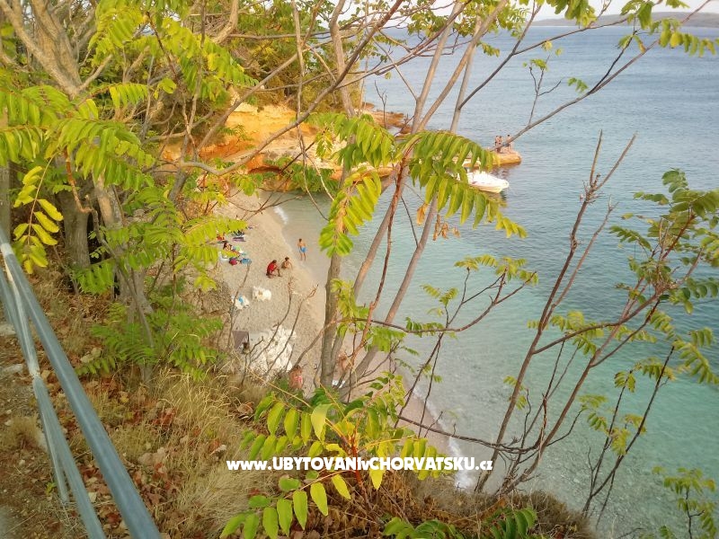 ART AND NATURE  – Ferienwohnung Insel Hvar, Kroatien – Foto 3