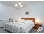 Apartmny Ena - ostrov Hvar Chorvatsko