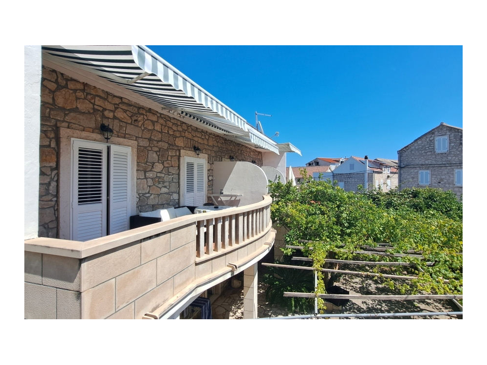 Apartmaji  Mate Slavic - ostrov Hvar Hrva�ka