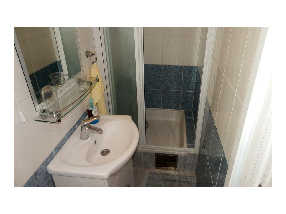 Apartmaji  Mate Slavic - ostrov Hvar Hrva�ka