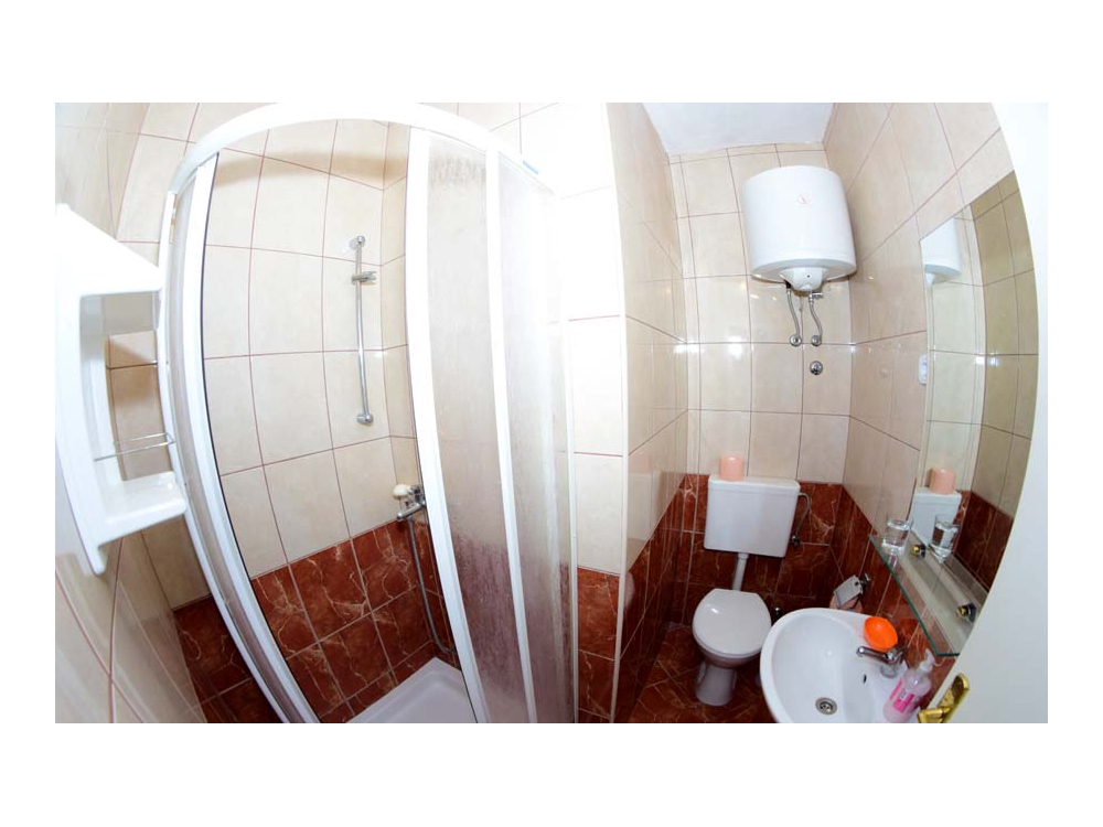 Apartmaji  Mate Slavic - ostrov Hvar Hrva�ka