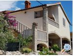 Appartements Mladen - ostrov Hvar Kroatien