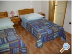Jadranka Franievi - ostrov Hvar Kroatien