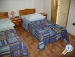 Jadranka Franievi - ostrov Hvar Croatie
