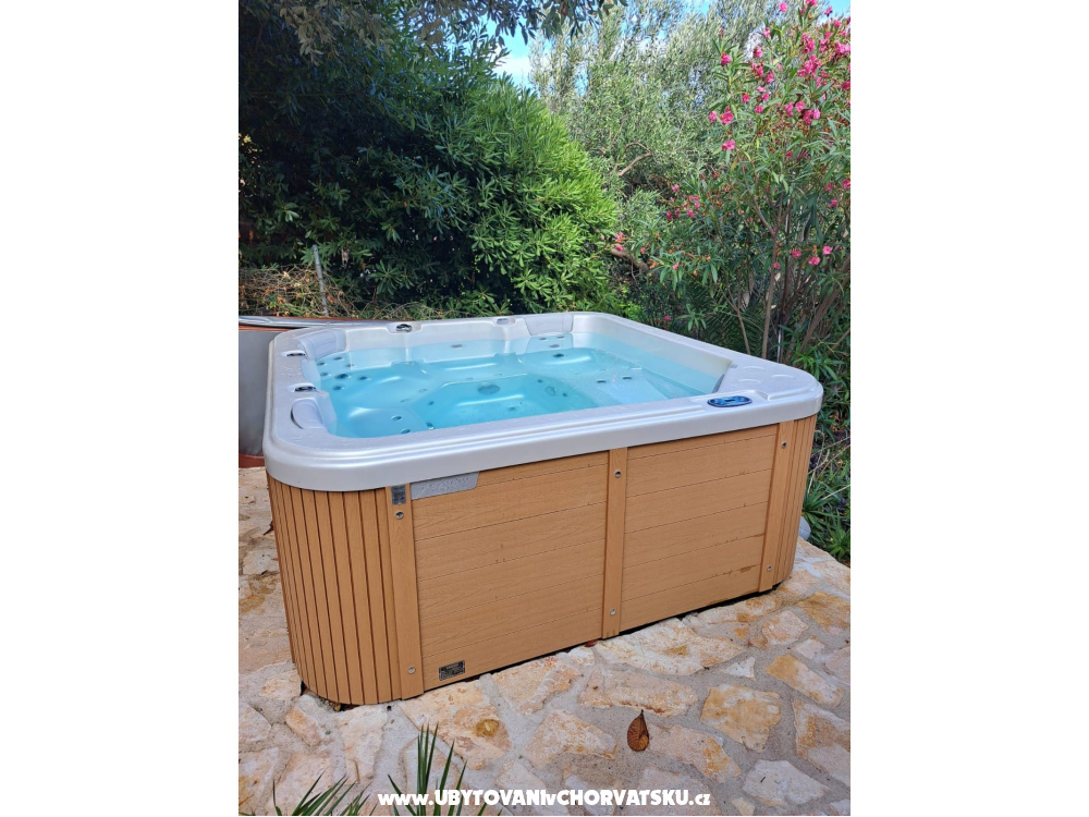 PRIVATE JACUZZI Sea View Dom - ostrov Hvar Chorwacja