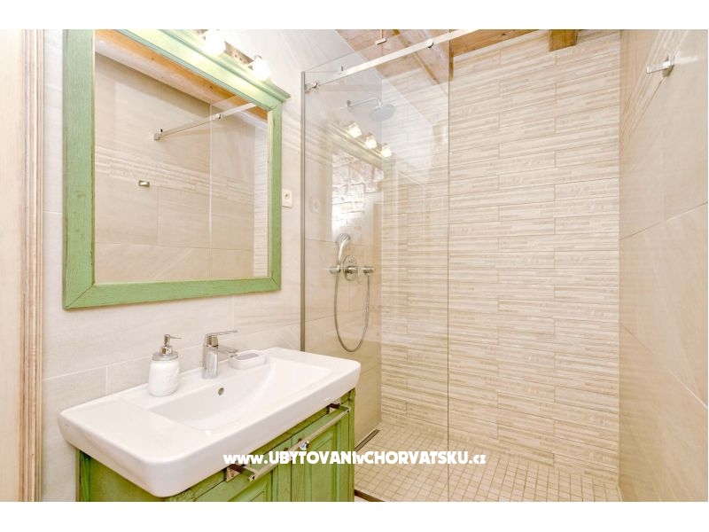 VILLA HARPOCRATES – Ferienwohnung Insel Hvar, Kroatien – Foto 13