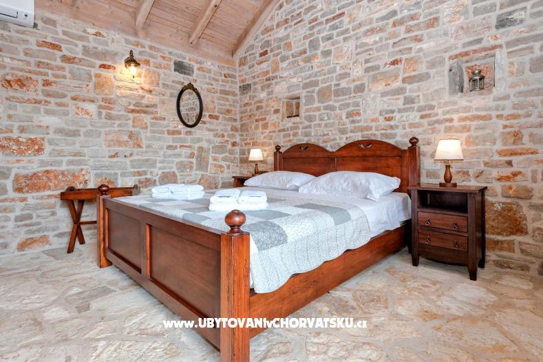 VILLA HARPOCRATES – Ferienwohnung Insel Hvar, Kroatien – Foto 6