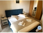 Appartements Tonko - Igrane Kroatien