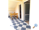 Appartements Turan - Igrane Kroatien