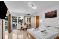 Pine Canopy Studios and Apartmány Apartmán 11 – A13 foto 3