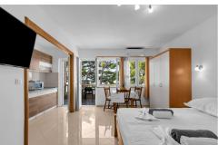 Pine Canopy Studios and Apartmány Apartmán 11 – A13 foto 5