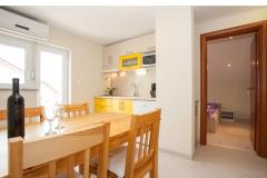 Apartmány Jadranovo Apartmán 4 – A3 - 2 foto 1