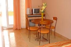 Apartmány Deak Komarna Apartmán 8 – 8bež3+2 foto 1