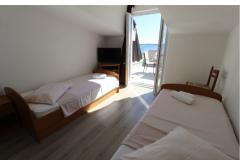 Apartmány Karas Mandre Pokoj 5 – Soba1 foto 4