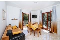 Apartmány Jelena Apartmán 2 – bijeli foto 1