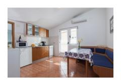 Apartmány Niko Podgora Apartmán 3: (2+1) – 2+1BPurple foto 2