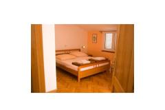 Villa Car Pokoj 5 – SOBA GORE foto 1