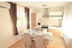 Home or Apts Miočić without owner Apartmán 1 – Ap. 2+2 foto 2