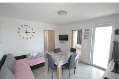 Home or Apts Miočić without owner Apartmán 2 – Ap. 4+2 foto 3