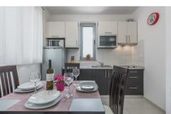 Apartmány Kimi with swimming pool  Apartmán 4 – APP M foto 5