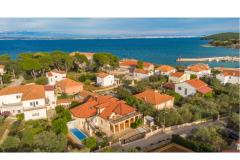 Dům k odpočinku  *** Apartmán 1 – Rosales foto 3