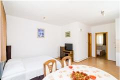 Dům Lopin Apartmán 2 – Apartman foto 2