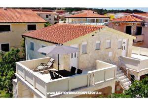 Apartmani Leo – Vir