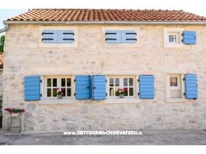 VILLA MENDULA