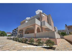 VILLA MAGENA 