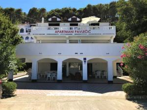 Apartments Pavlecic