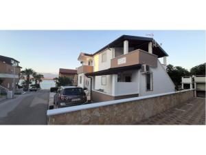 Alida apartmani Vir