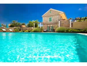 Apartm�ny i sobe Sinka