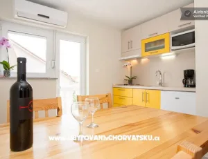 Apartm�ny Jadranovo