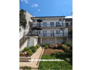 Apartm�ny, Pokoje - Crikvenica